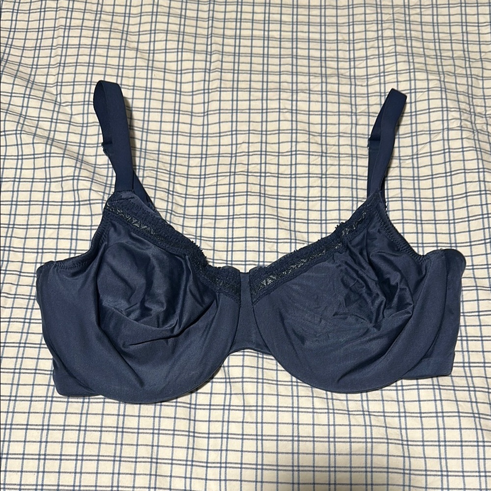 Wacoal Navy Lace Accent Bra